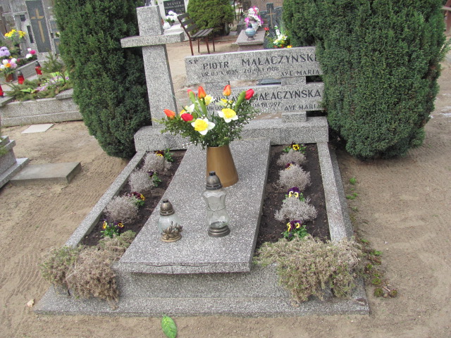 Grób Piotr Małaczyński