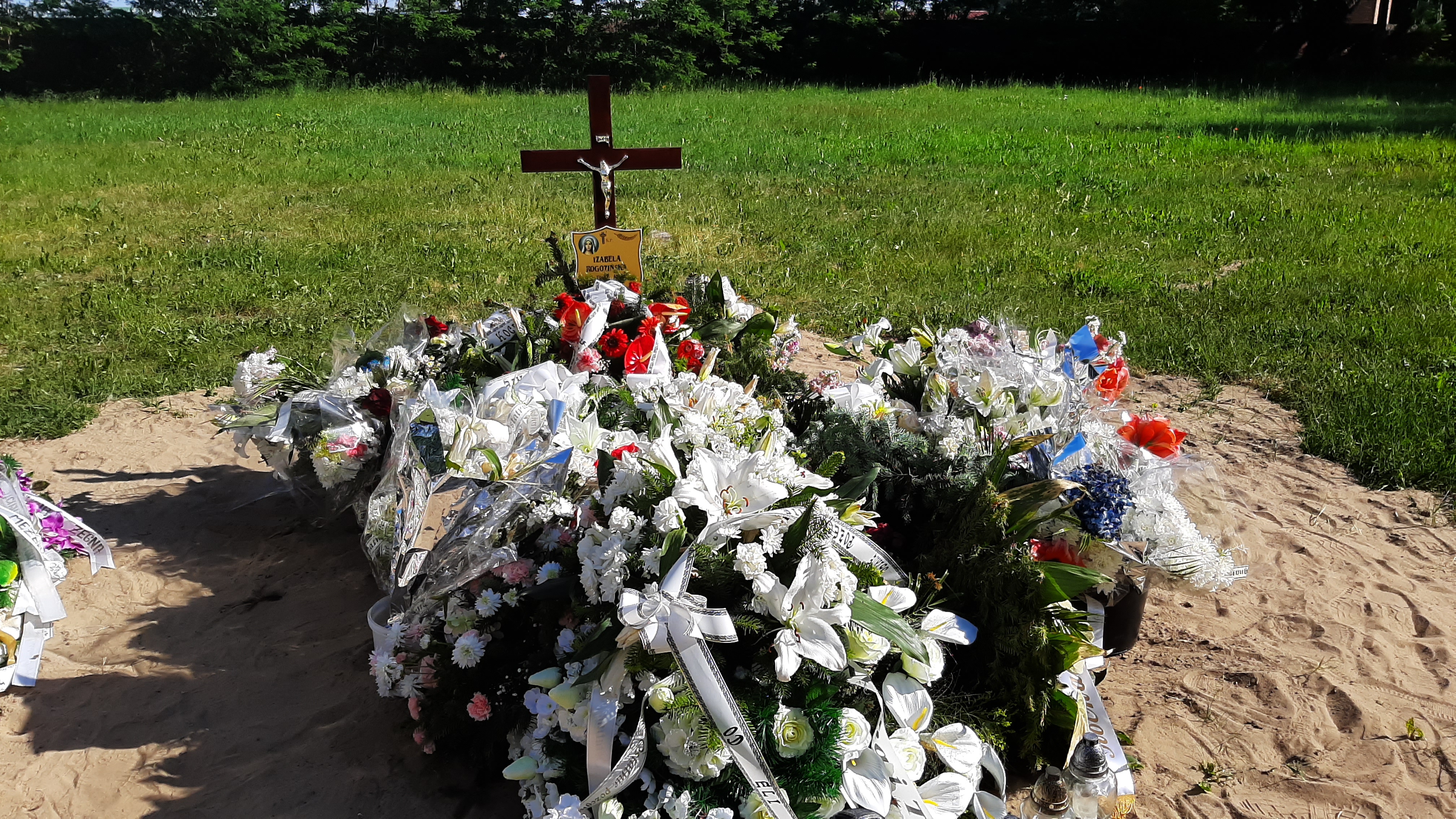 Izabela ROGOZIŃSKA 1972 Chociwel - Grobonet - Wyszukiwarka osób pochowanych