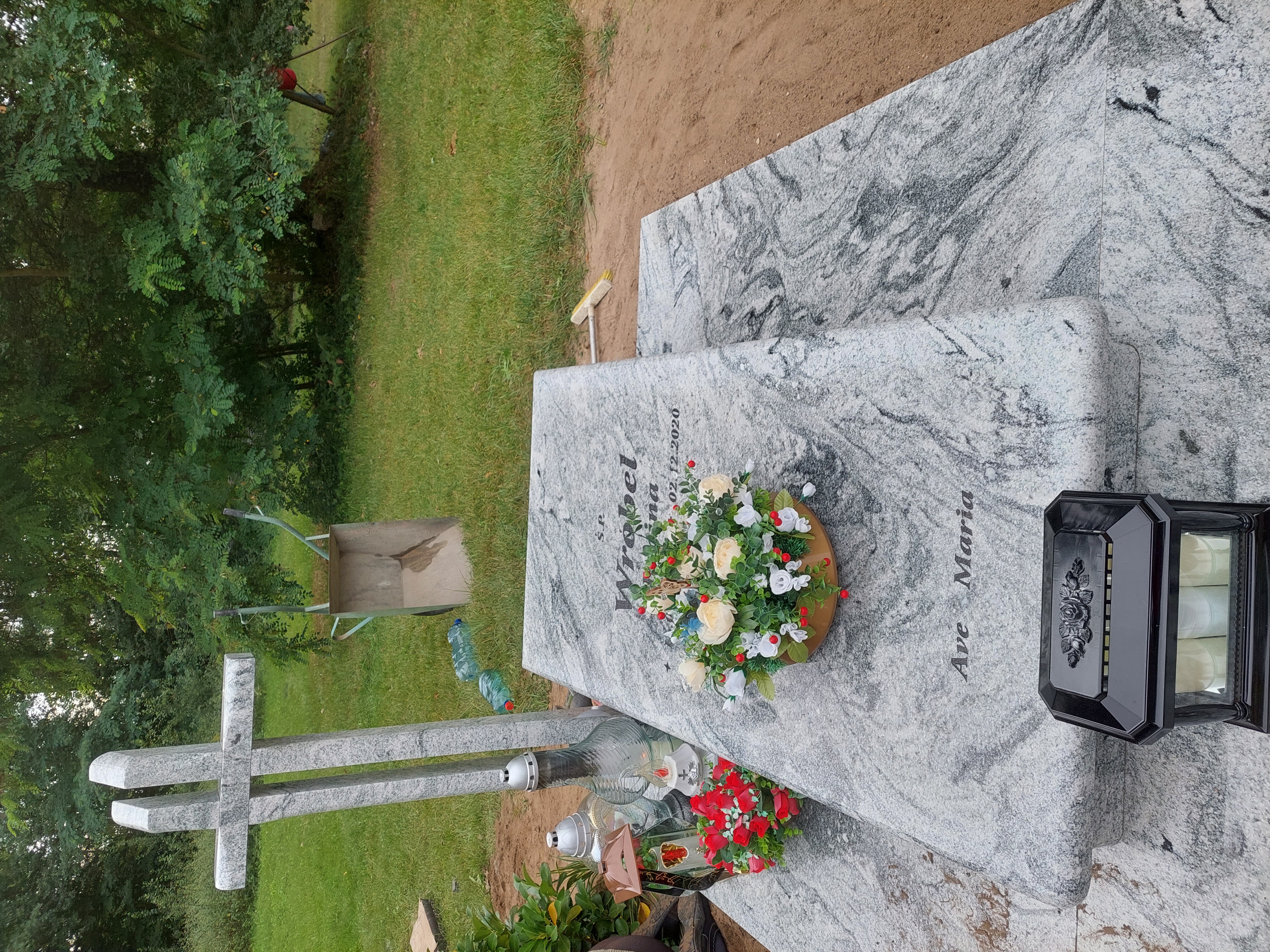 Grób JANINA WRÓBEL